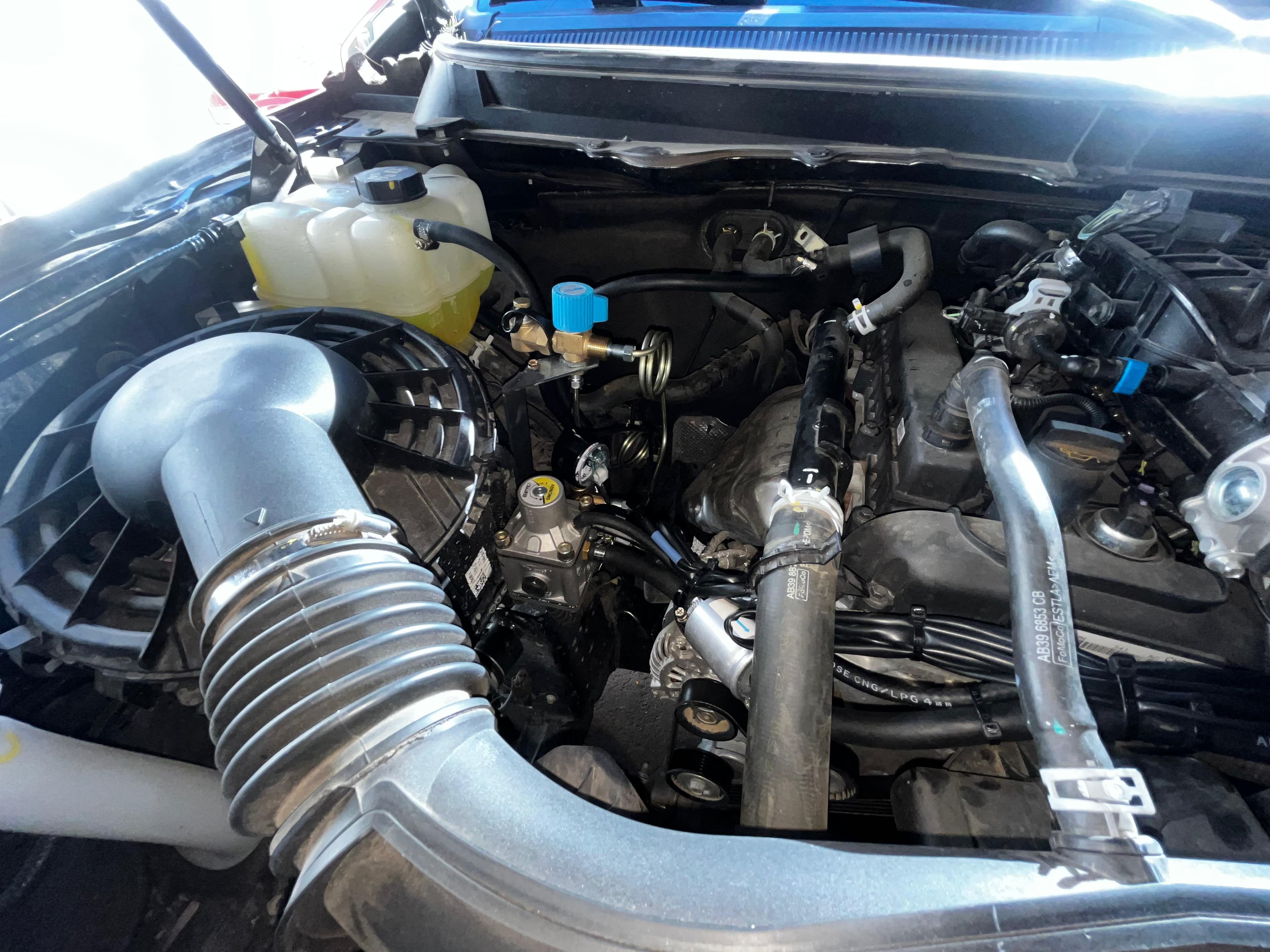 Ford Ranger 2.5 — detalle de la instalación (foto 3)