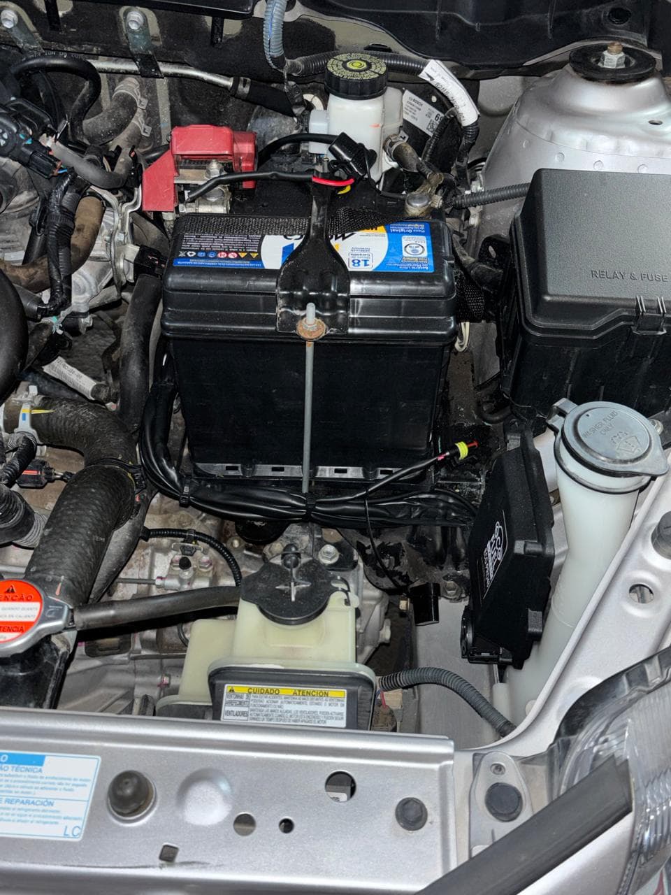 Renault Laguna con equipo GNC instalado